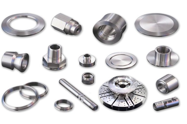 <strong>南京藝匠對(duì)精密cnc加工精密度要求很高</strong>