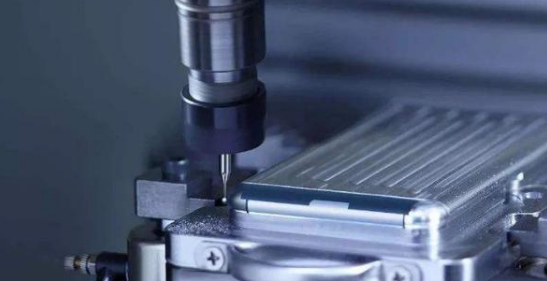 <strong>從特點(diǎn)和作用領(lǐng)域分析CNC加工好還是雕銑機(jī)好? </strong>