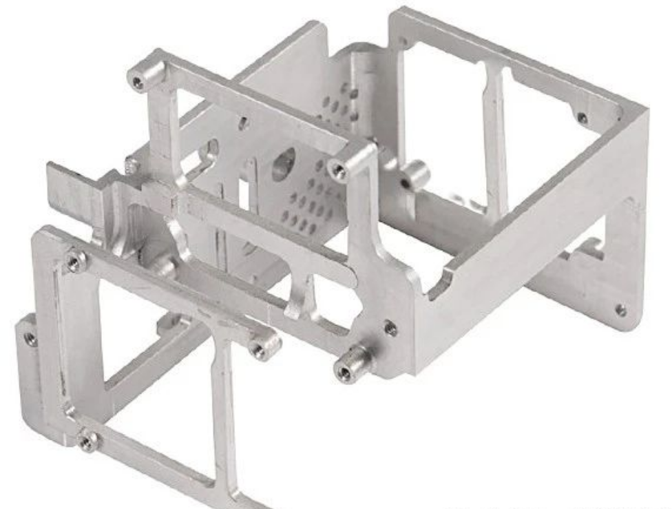 起落架:用于支撐和穩(wěn)定無人機(jī)降落 起落架:用于支撐和穩(wěn)定無人機(jī)降落